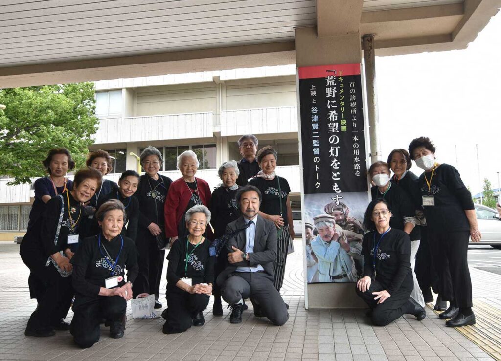 16ミリ試写室集合写真